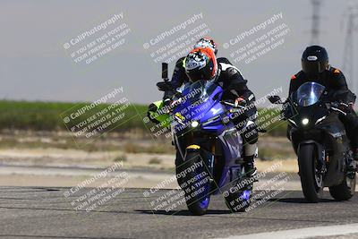 media/Aug-03-2025-TrackDaz (Sun) [[bf4a71acf9]]/C Group/1240pm (Wheelie Bump)/